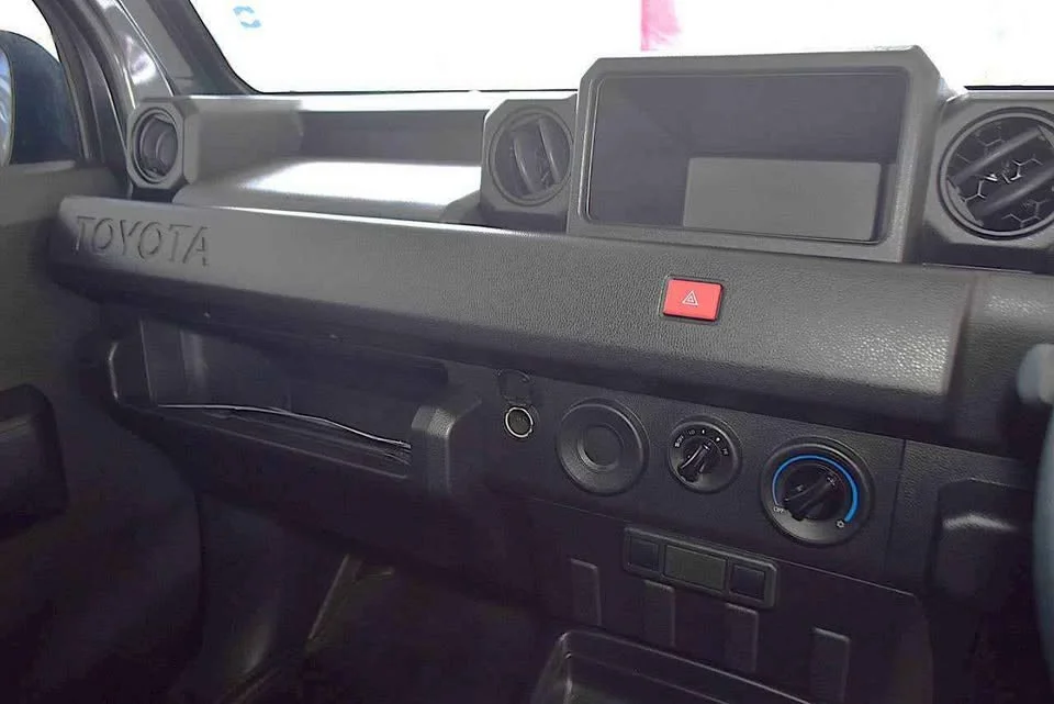 2024 Toyota Hilux Champ AN110 3