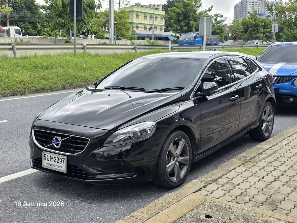 2013 Volvo V40 II 3