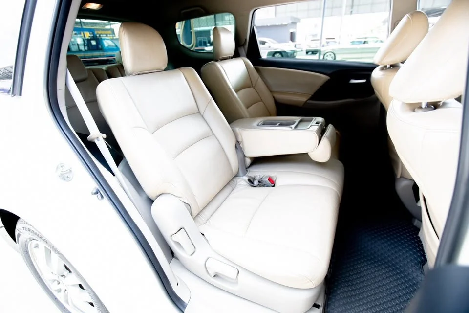 2013 Honda Odyssey IV 3