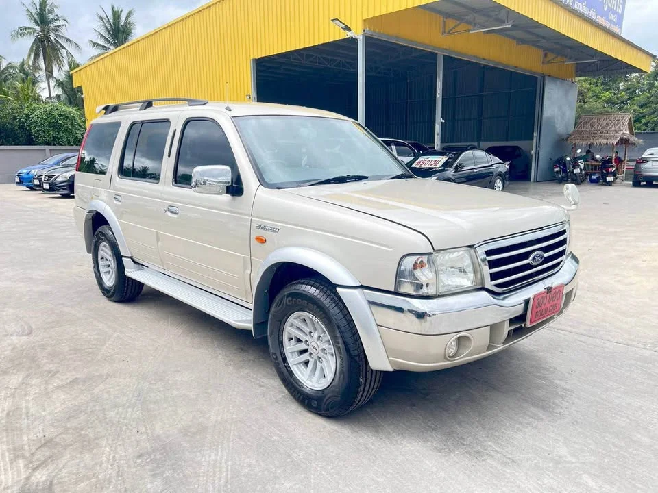 2005 Ford Everest I 2