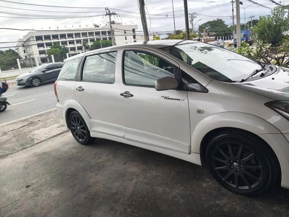 2008 Toyota Wish I 2