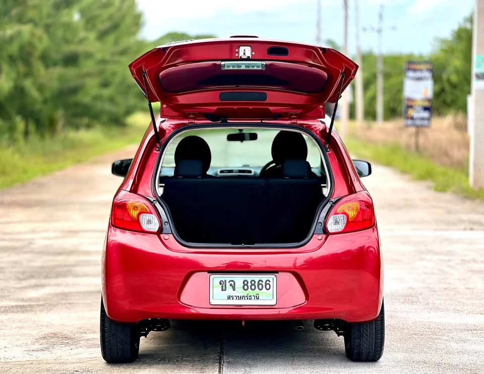 2012 Mitsubishi Mirage VI 2