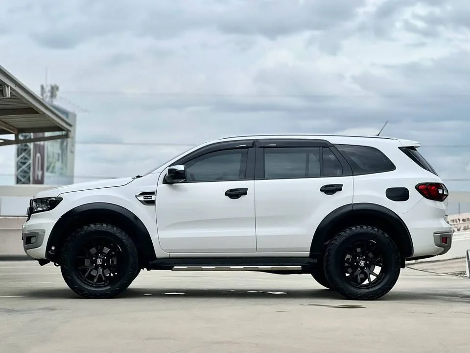 2021 Ford Everest II 3