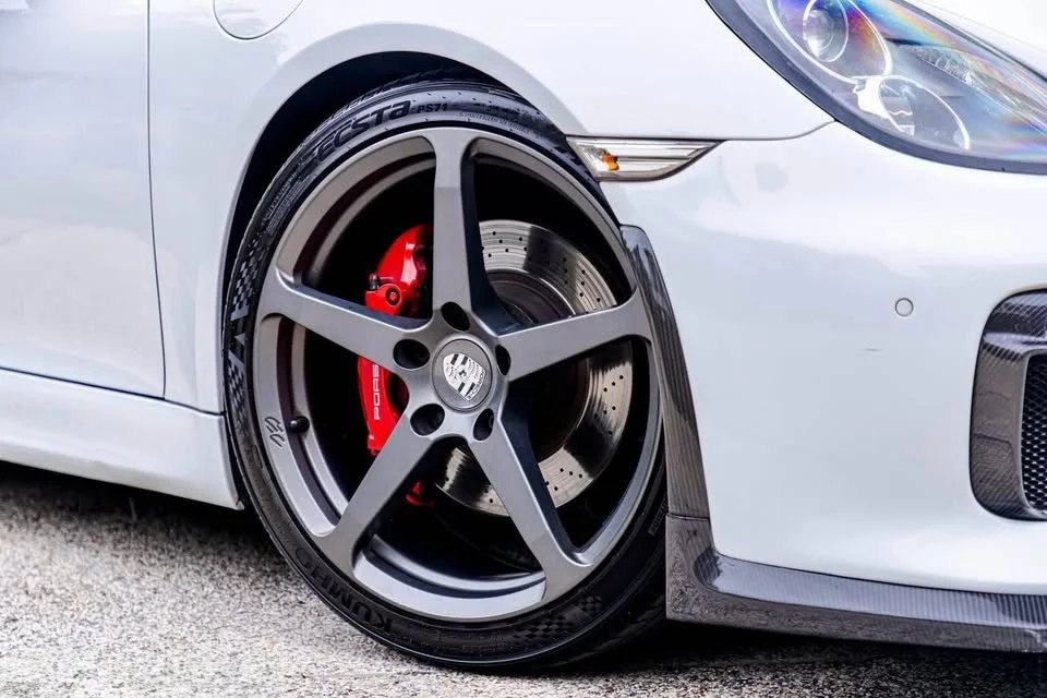 2014 Porsche Boxster and Cayman III 3