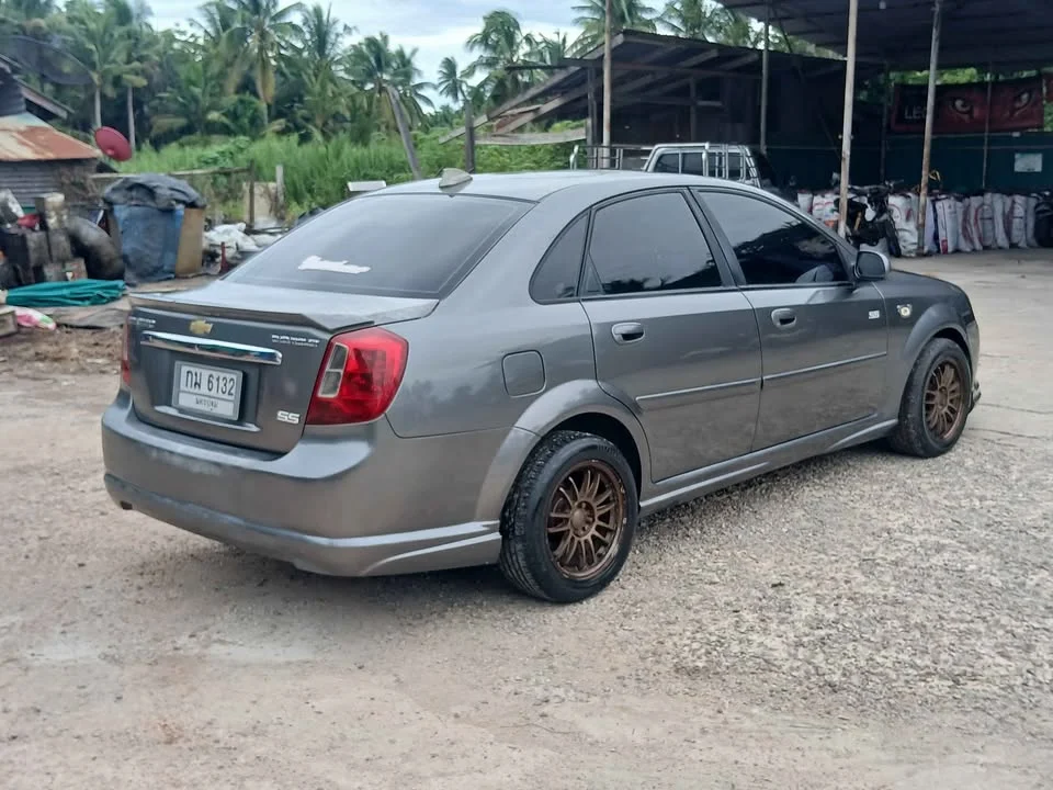 2005 Chevrolet Optra 2