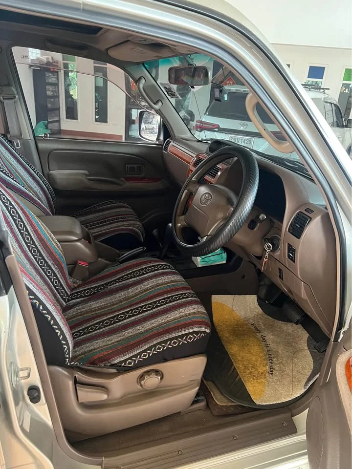 2002 Toyota Land Cruiser Prado J90 3