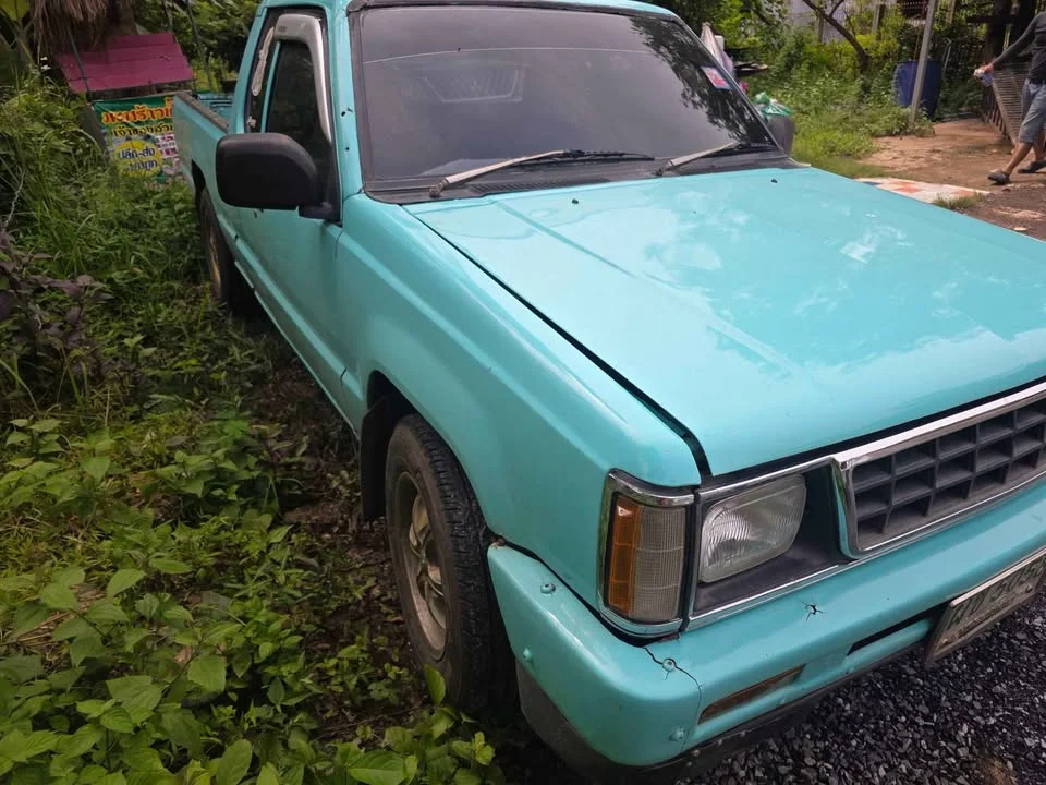 1994 Mitsubishi Triton II 3