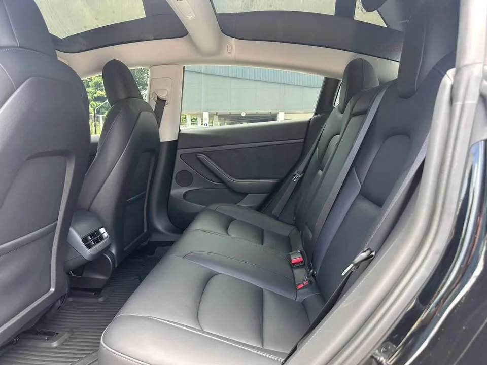 2023 Tesla Model 3 2