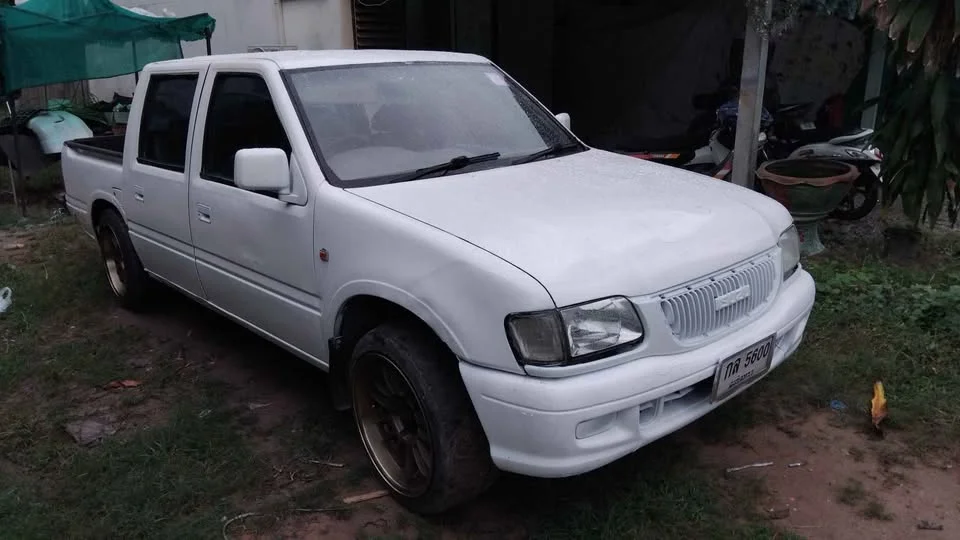 2001 Isuzu Faster Dragon Eyes III 2