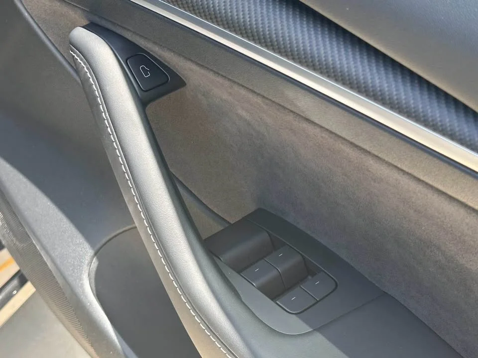 2023 Tesla Model 3 3