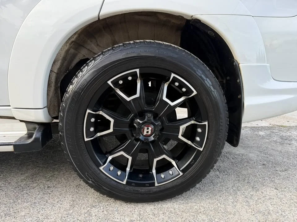 2007 Toyota Fortuner I 3