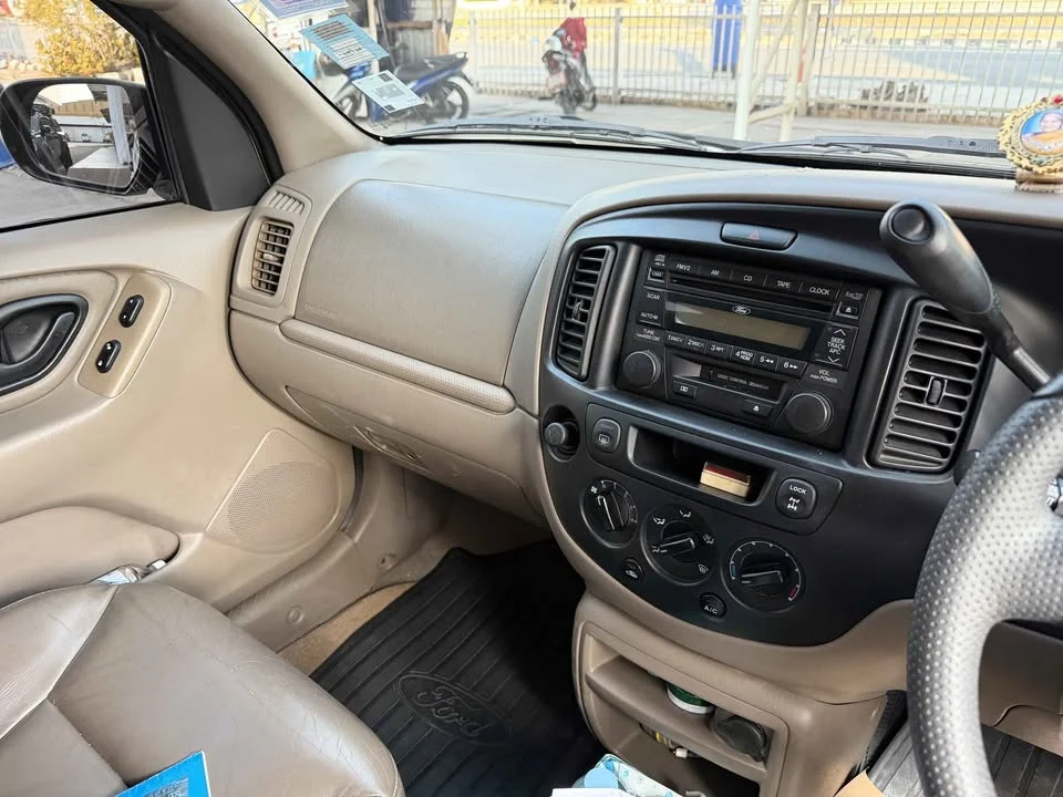 2003 Ford Escape I 2