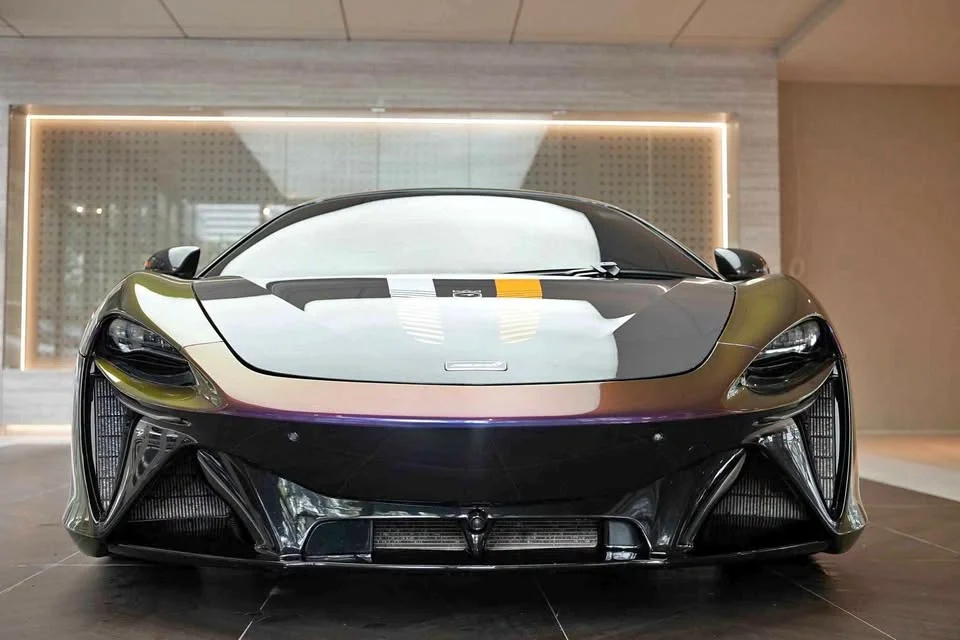 2023 McLaren Artura 3