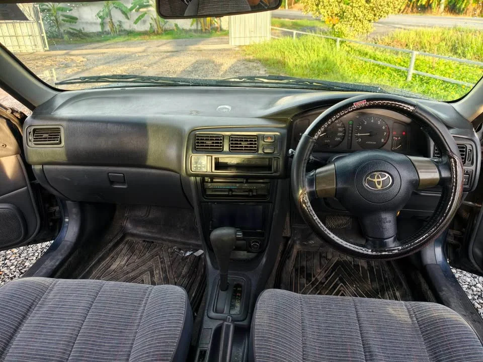 1992 Toyota Corolla Altis VIII (E110) 3