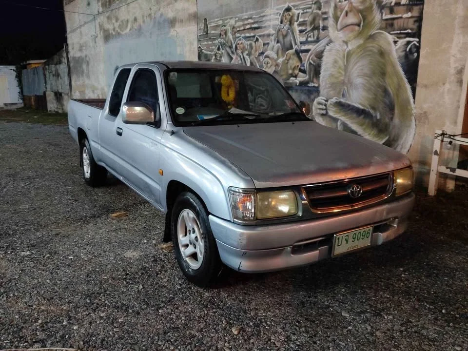 2001 Toyota Hilux Tiger VI 2