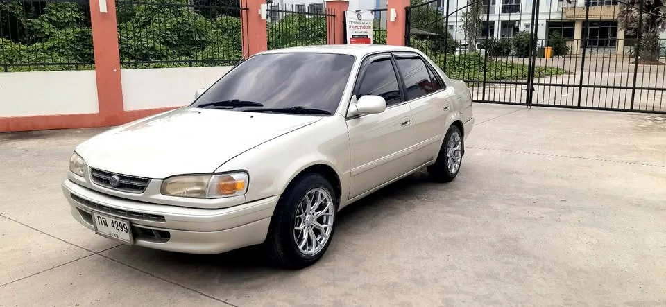 1997 Toyota Corolla Altis VIII (E110) 3