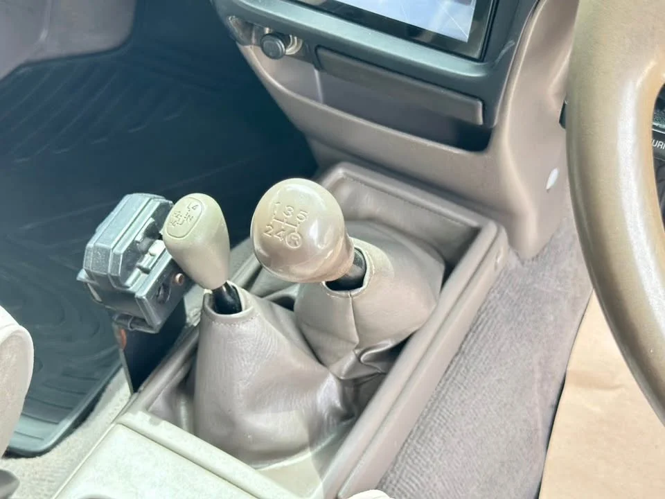 2003 Toyota Hilux Tiger VI 2