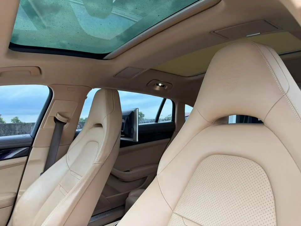 2017 Porsche Panamera II 3