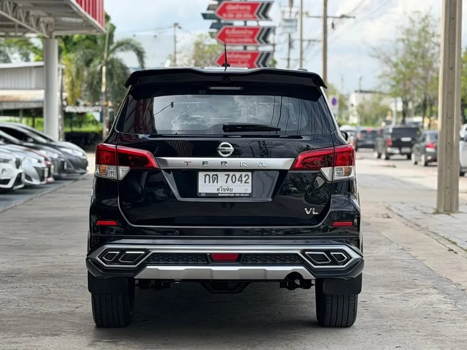 2018 Nissan Terra 2