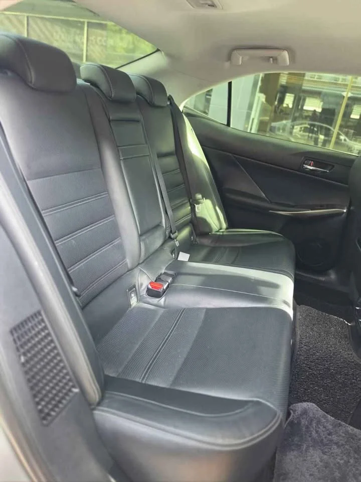 2013 Lexus IS III 3