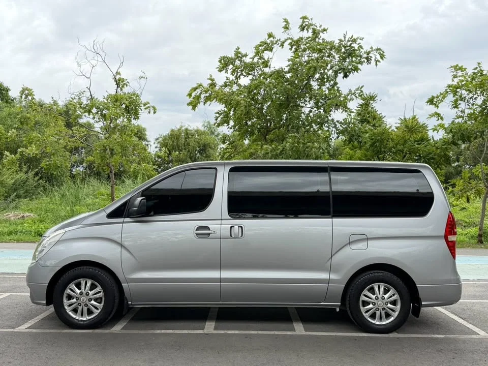 2010 Hyundai H-1 II 2