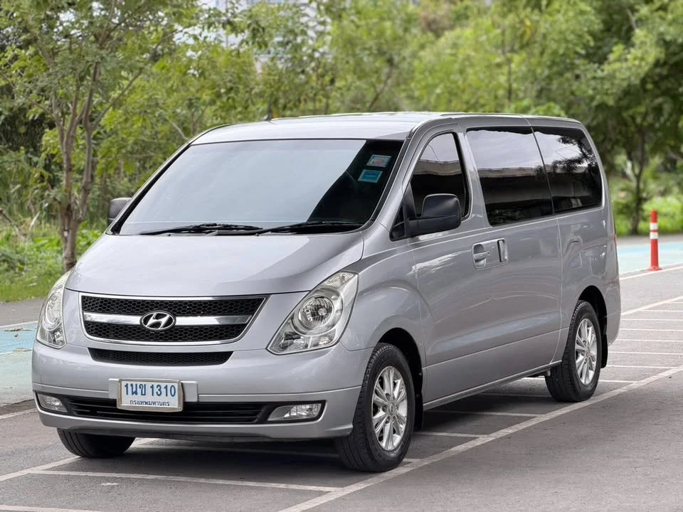 2010 Hyundai H-1 II 3