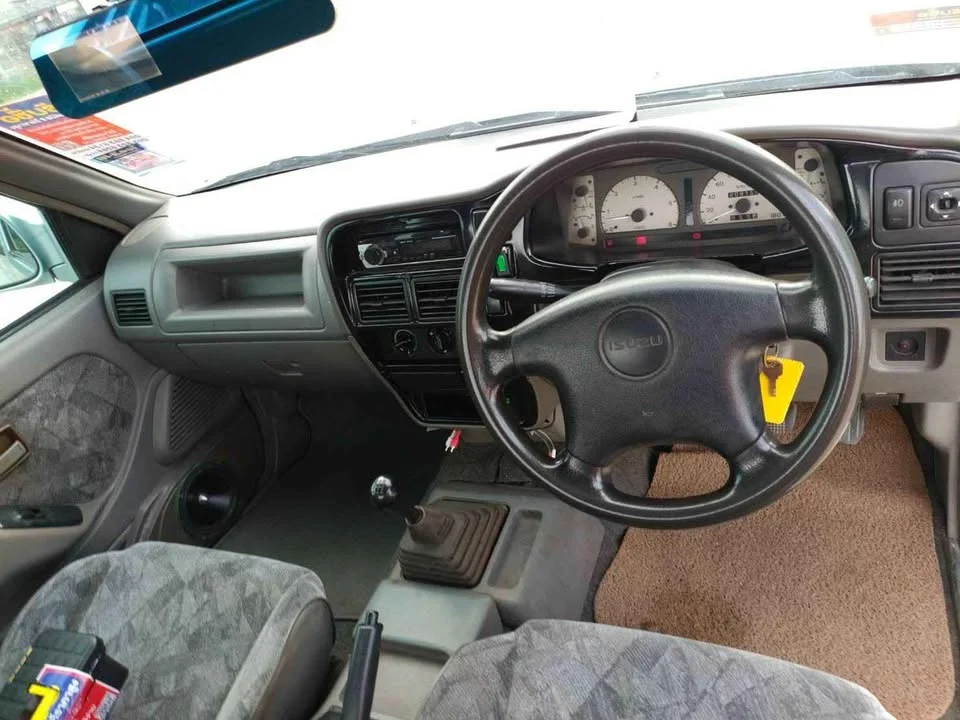 2002 Isuzu Faster Dragon Eyes III 2