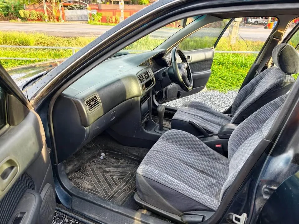 1992 Toyota Corolla Altis VIII (E110) 2
