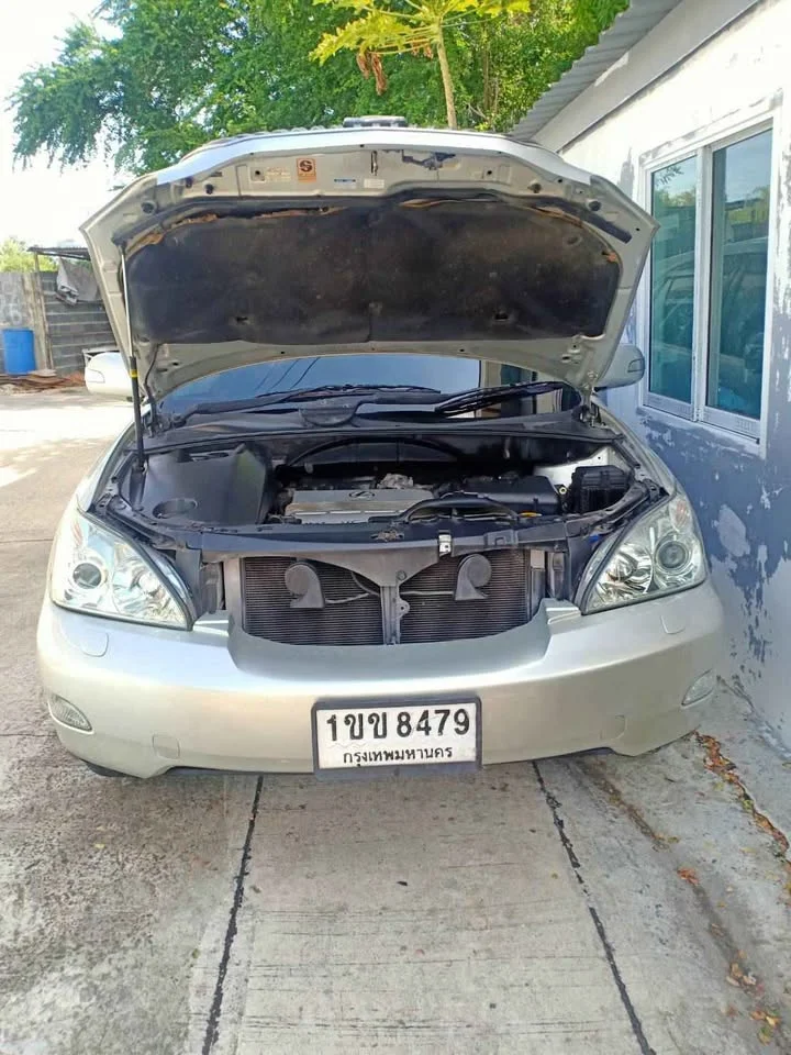 2004 Lexus RX II 2