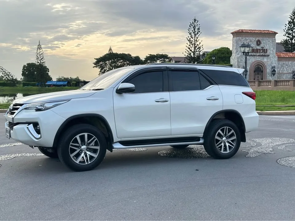 2018 Toyota Fortuner II 3