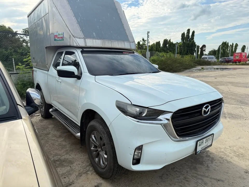 2022 Mazda BT-Series III 2