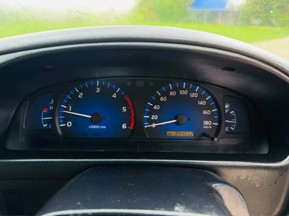 2004 Toyota Hilux Tiger VI 2