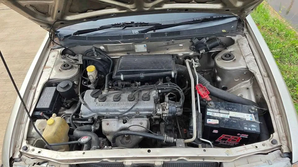 2001 Nissan Sunny IV 3