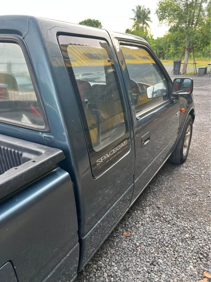 1998 Isuzu Faster Dragon Eyes III 3