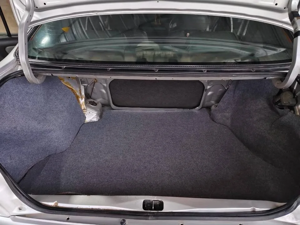 2000 Nissan Sunny IV 3