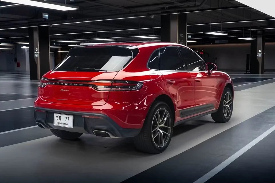 2022 Porsche Macan I 3