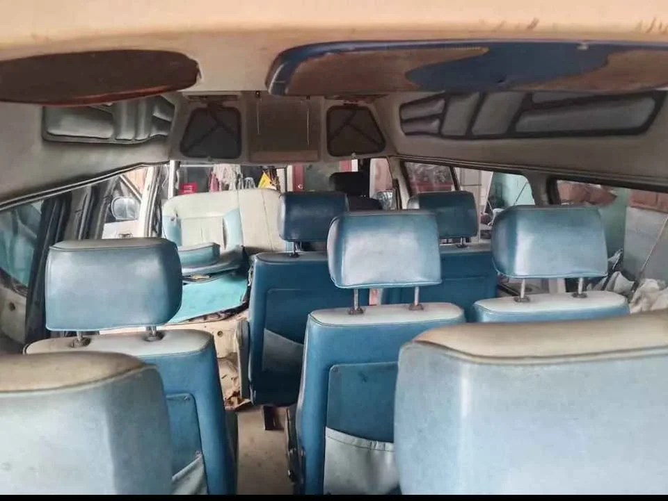 2002 Toyota Commuter IV (H100) 2