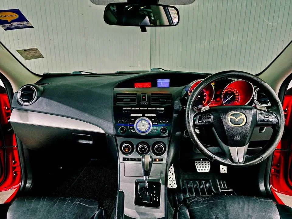 2011 Mazda 3 II 3
