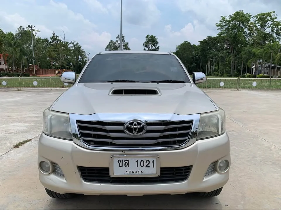 2011 Toyota Hilux VII 3