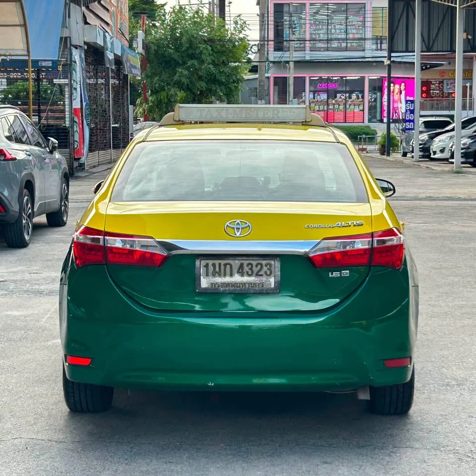 2015 Toyota Corolla Altis XI (E170) 2