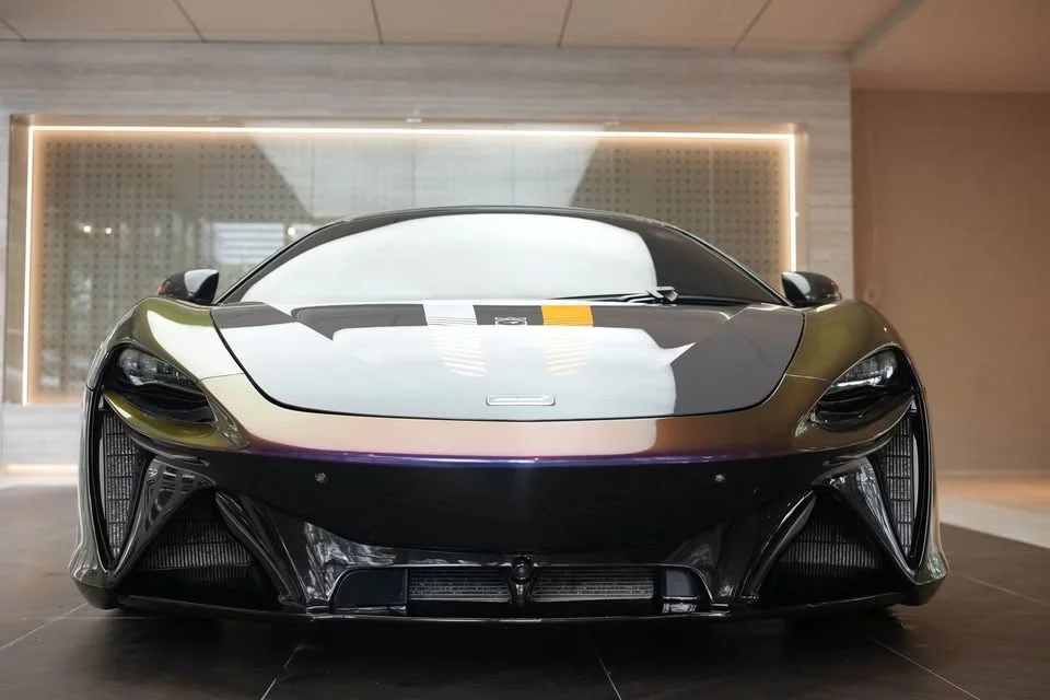 2023 McLaren Artura 2