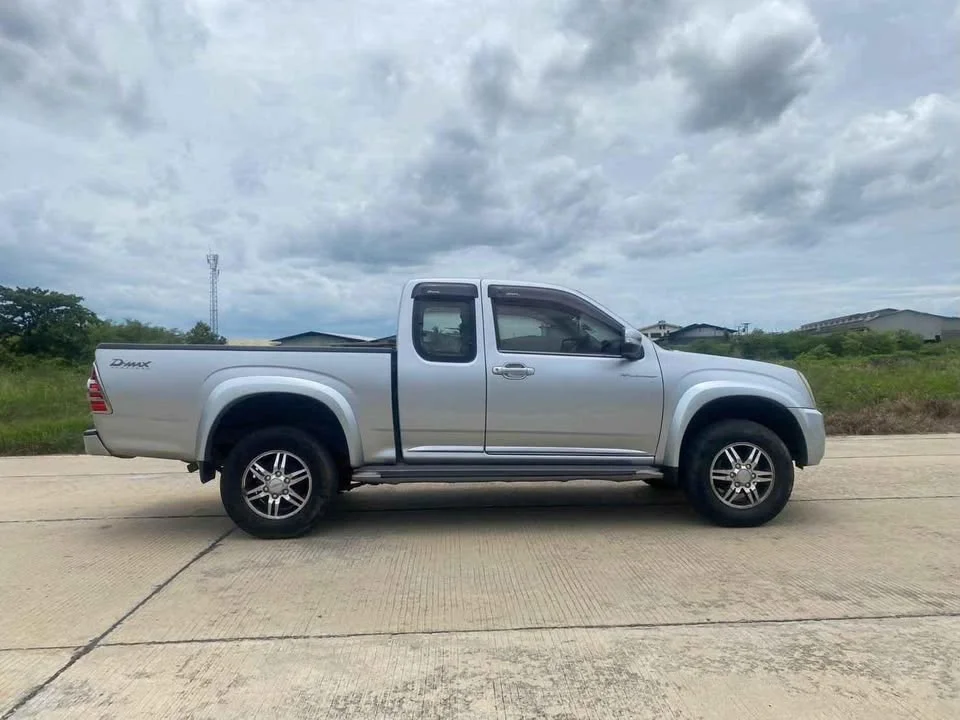 2011 Isuzu D-Max I 3
