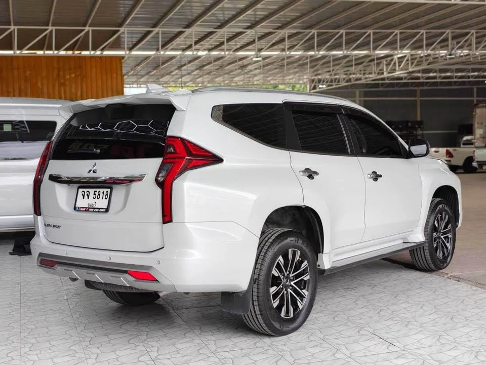 2021 Mitsubishi Pajero Sport III 3