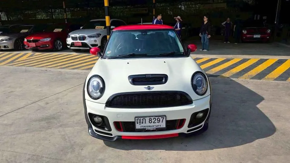 2015 Mini Hatch  III 3