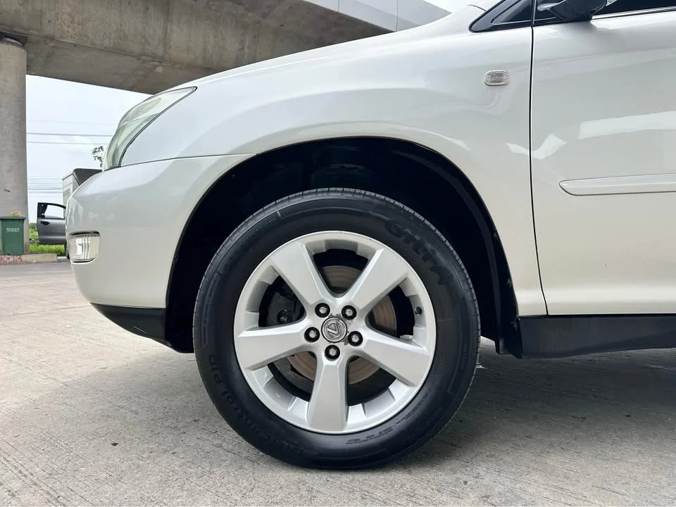 2004 Lexus RX II 2