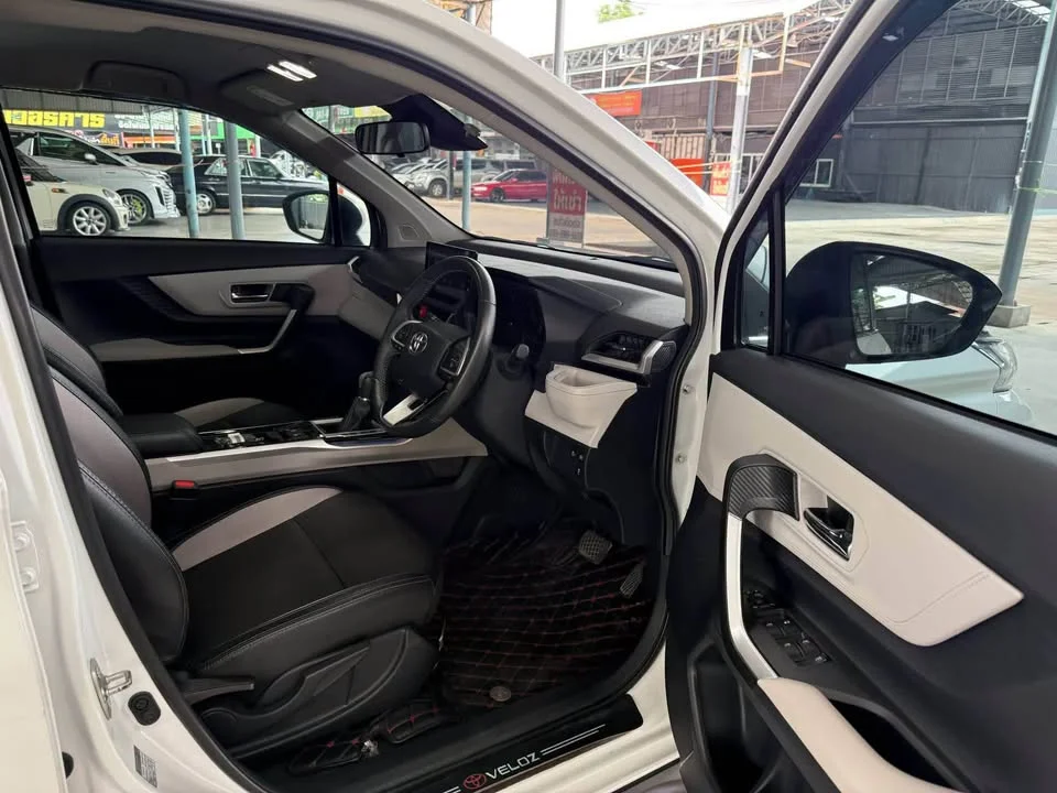 2022 Toyota Veloz III 3