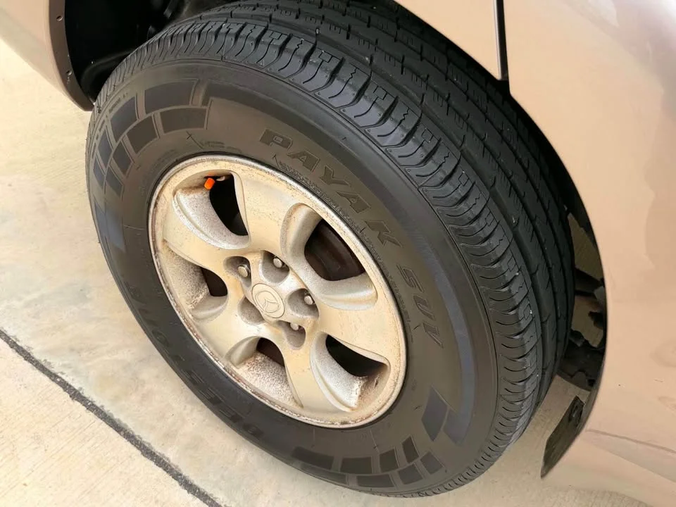2003 Mazda Tribute I 3
