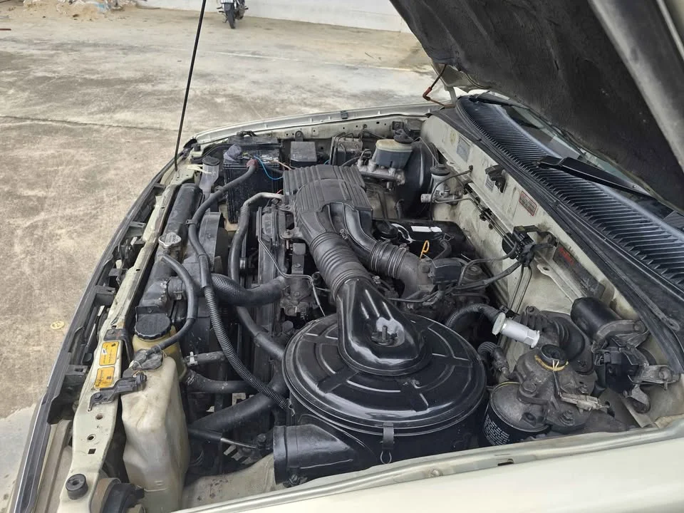 2000 Toyota Hilux Tiger VI 2