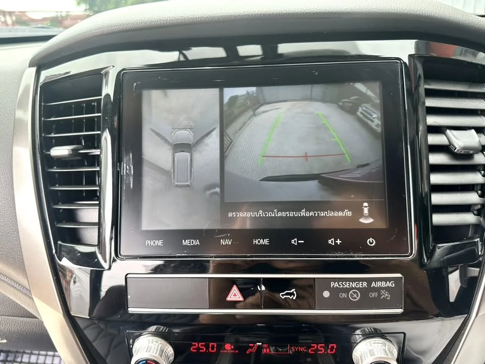 2025 Mitsubishi Pajero Sport III 2