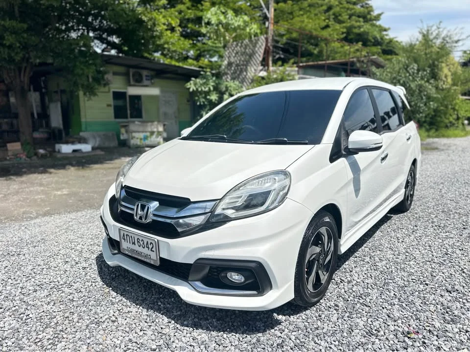 2015 Honda Mobilio II 2